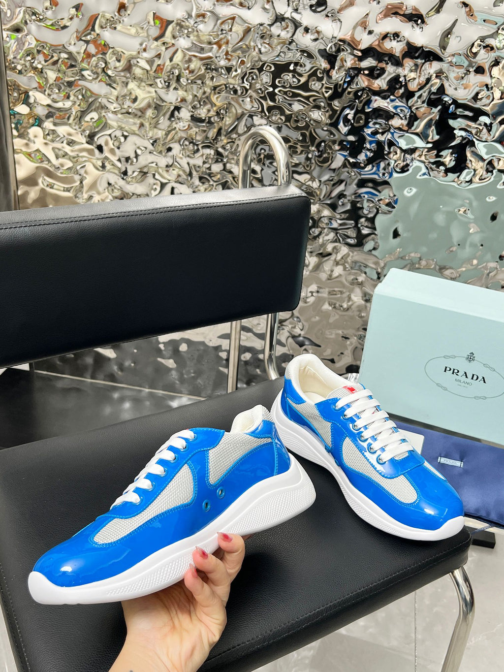 Z2P76P03 Popular high-quality leather Shoes