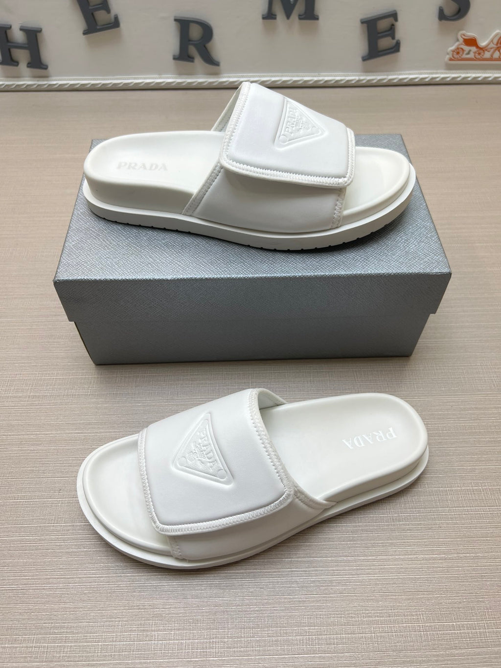 Z5ZPD6 Popular slippers