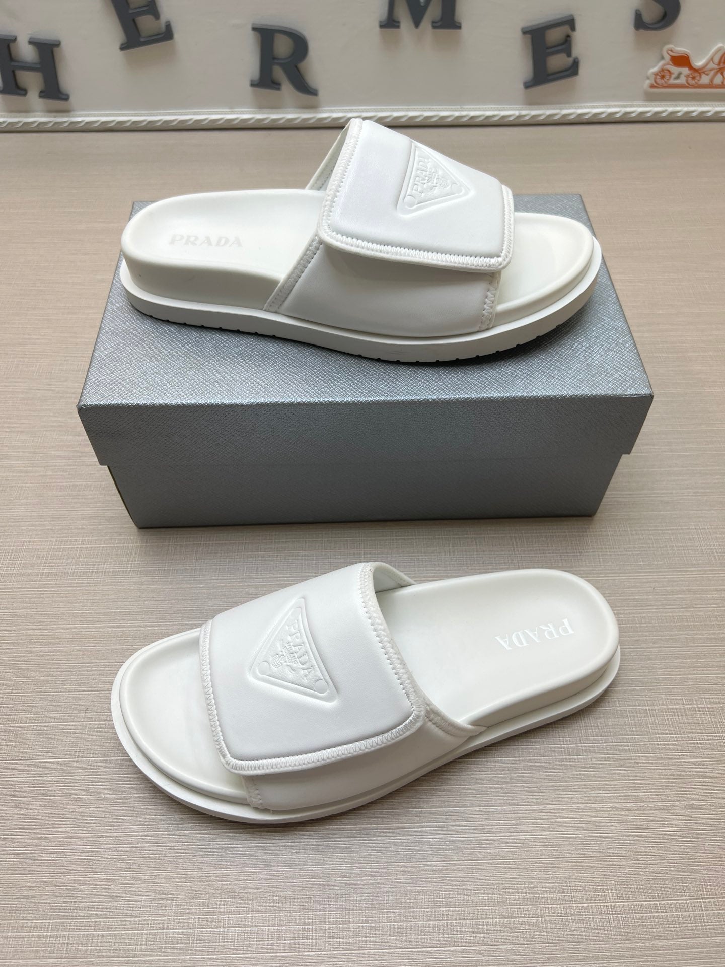 Z5ZPD6 Popular slippers