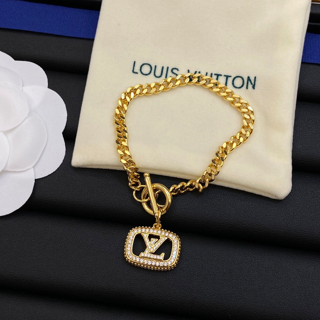 X1N83E251X  Popular   Necklaces  Bracelets Earrings