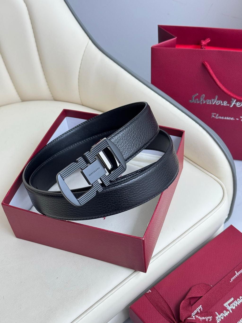 P1Q115A54 Popular High quality belt With full package