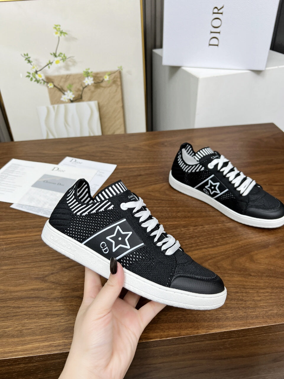 Z2Q105D310 Popular high-quality Shoes