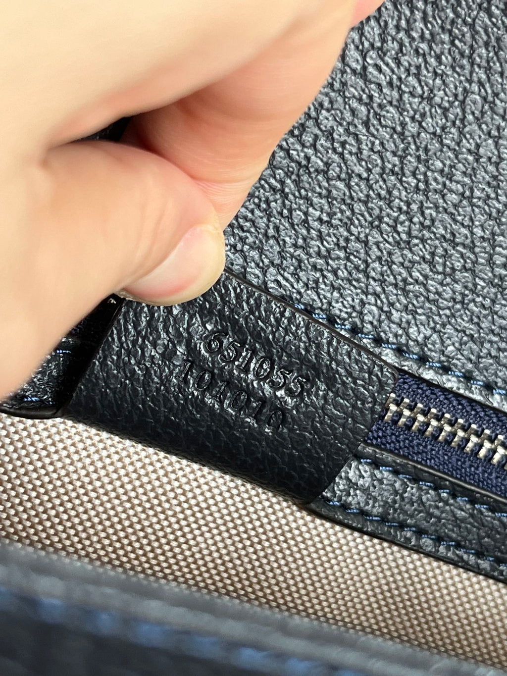 B12X64B467 Popular   leather bag