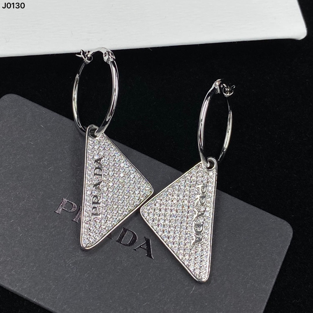 X1Z54PD500E Popular Earrings