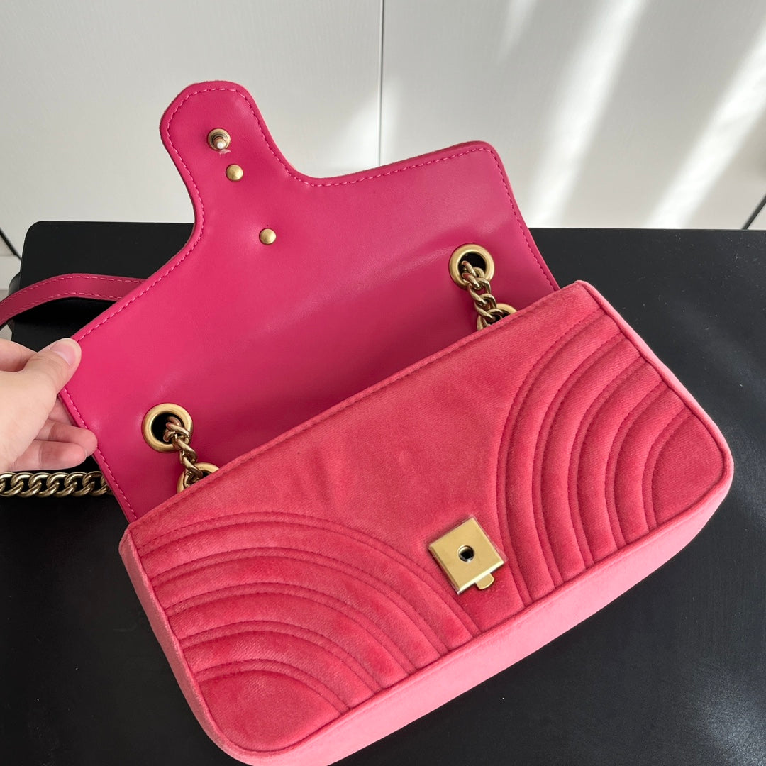 B1P36B66 Popular leather bag
