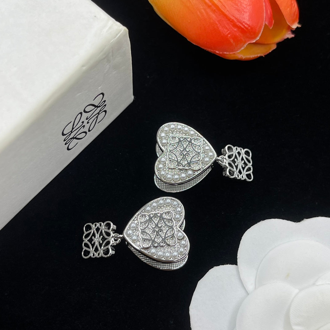 X1Z94A1002E Popular Earrings