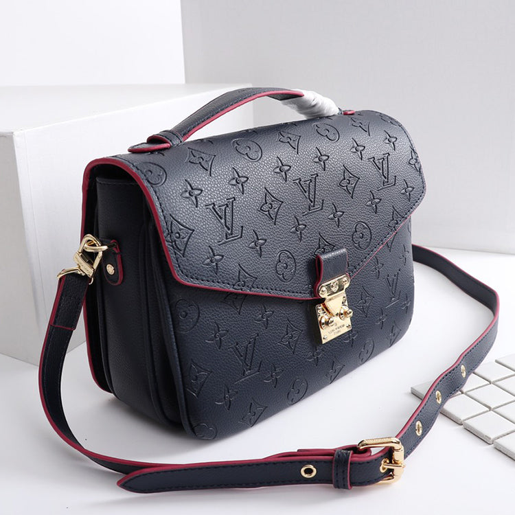 B1X41E92 Popular leather bag 