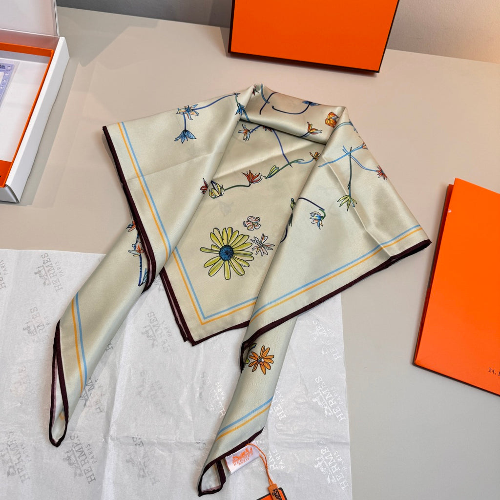 W1N46H19 Popular Silk Scarve