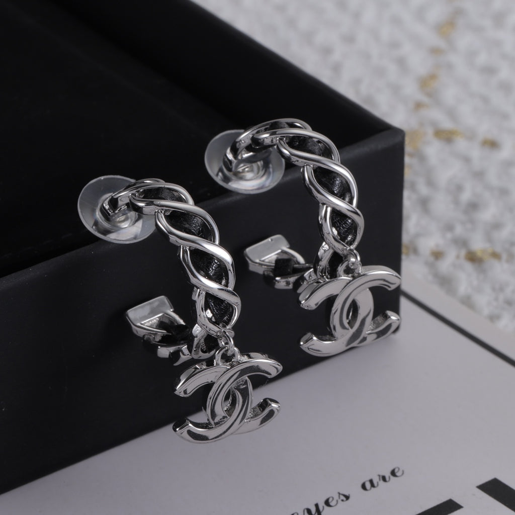 X1Z94C784E Popular  Earrings