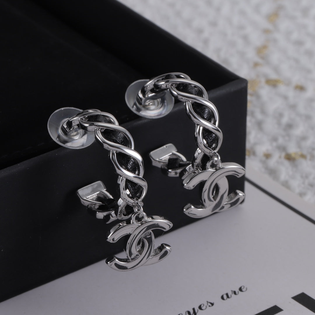 X1Z94C784E Popular  Earrings