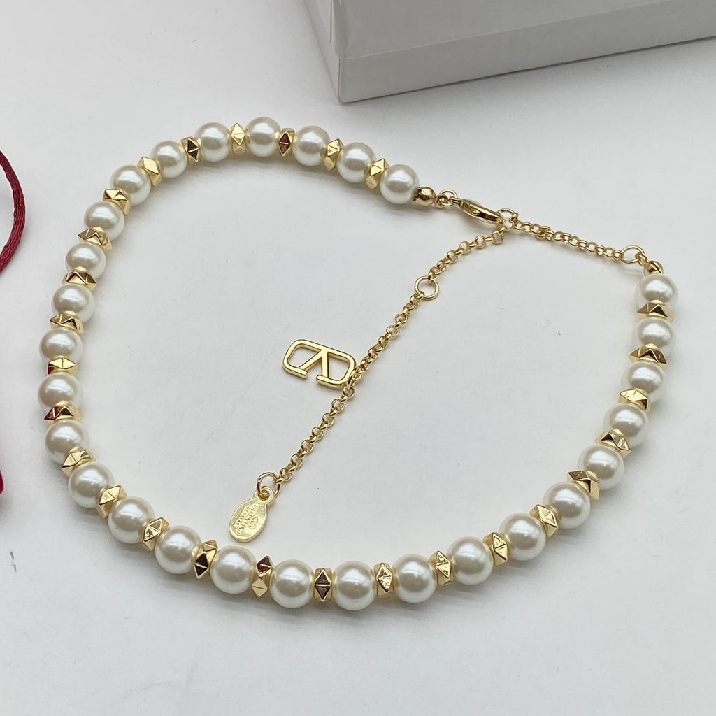 X1Q85VL426X Popular Necklaces
