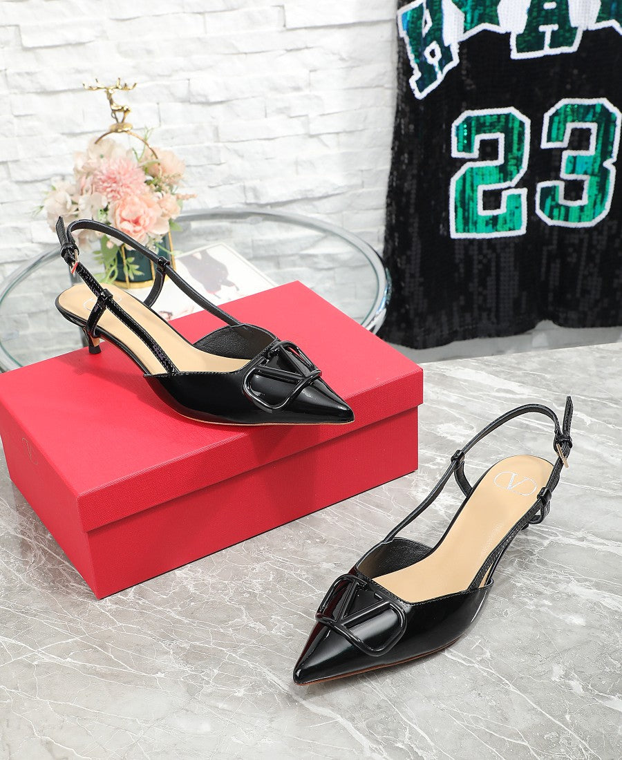 Z2R45VL18 Popular leather  High heels