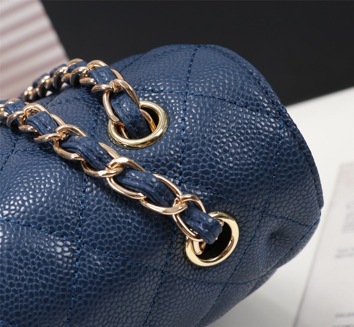 B1X43C96  Popular  leather bag 