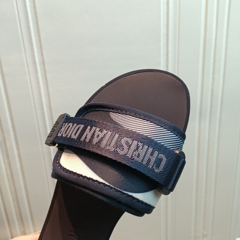 Z1ZD20 Popular Slippers