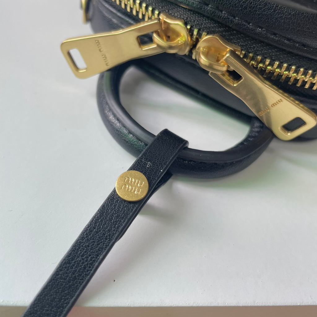 B1P46A163 Popular leather bags