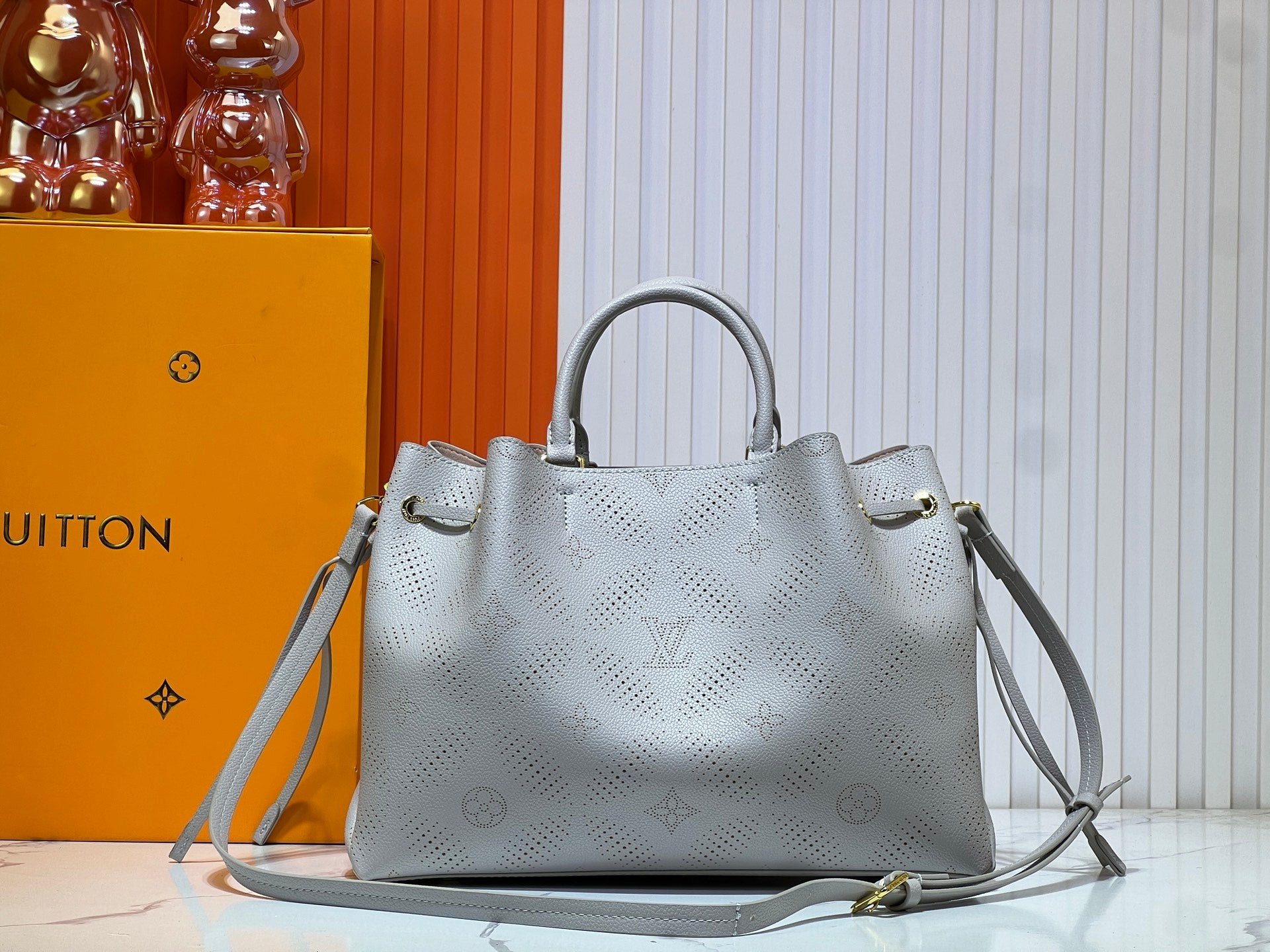 B1X15E13 Popular  leather bag)