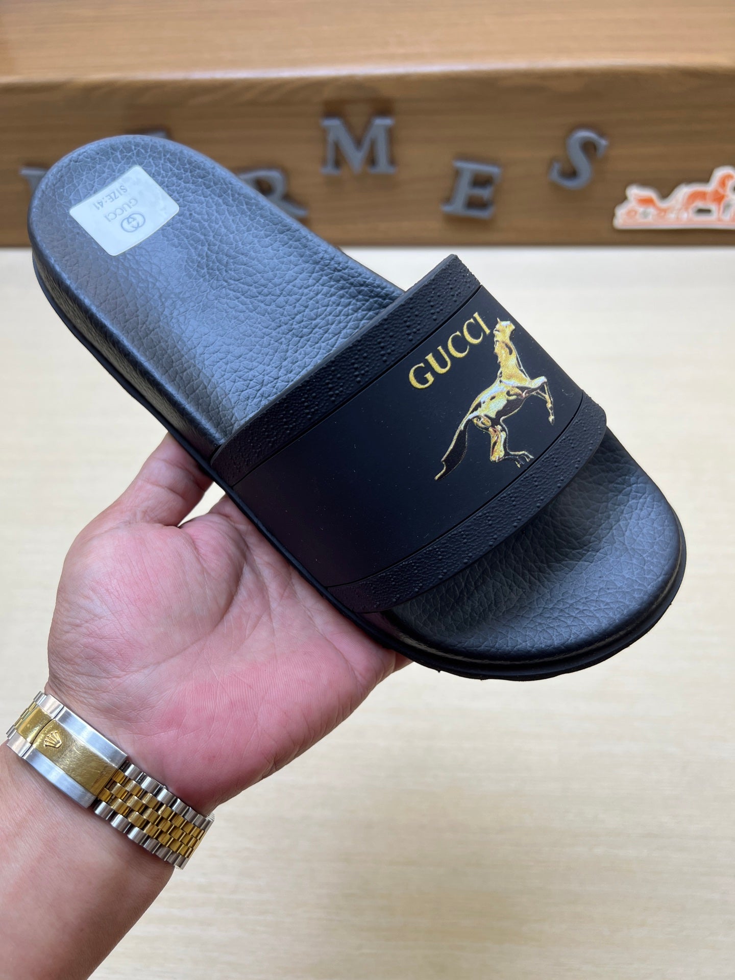 Z5R66B29 Popular Slippers