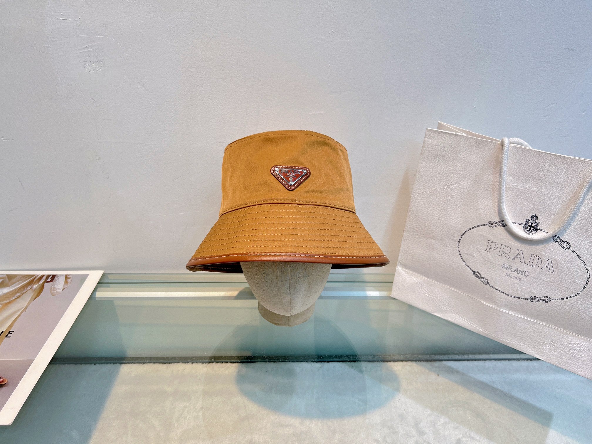 M1Z25PD499  Popular  hats
