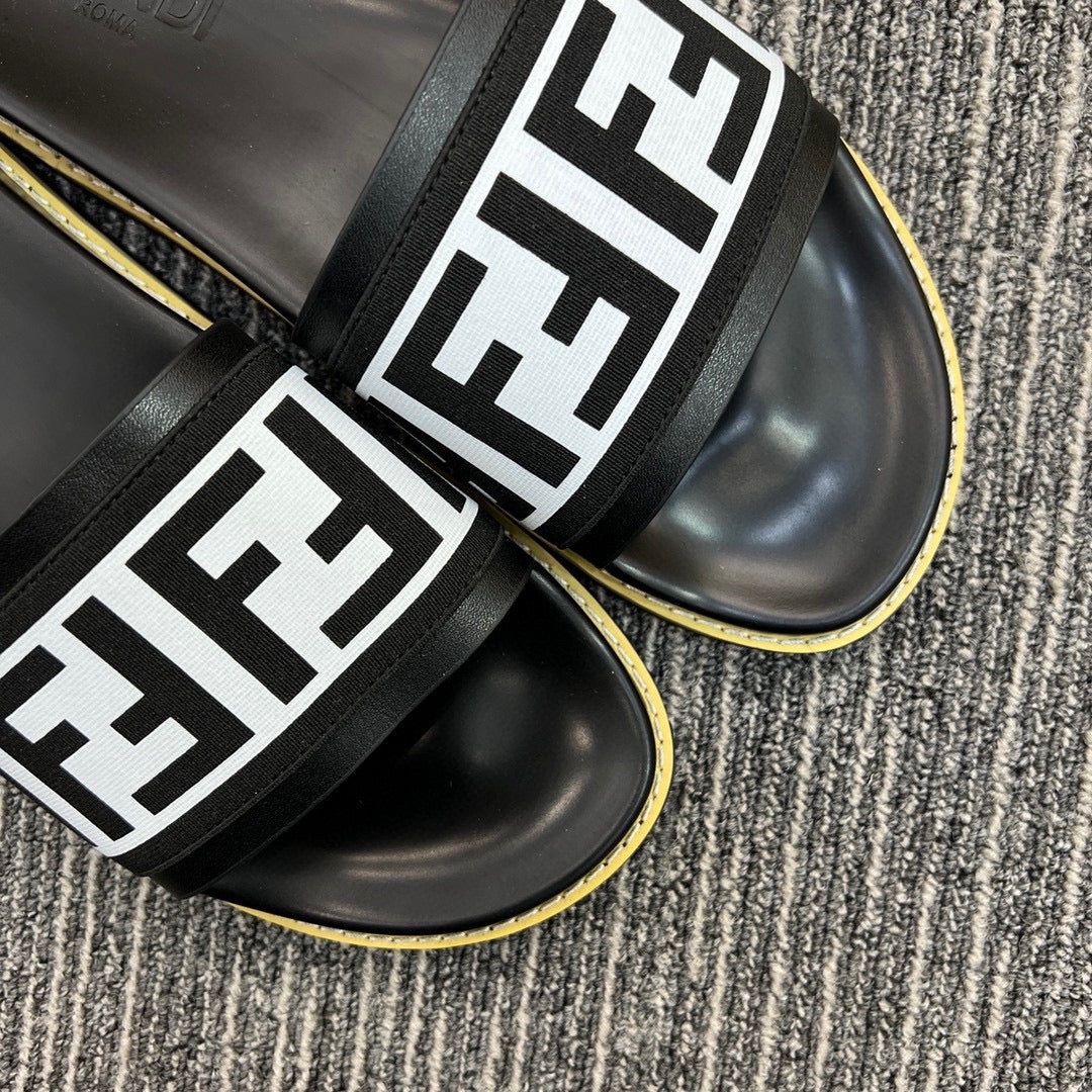Z5YF111 Popular Slippers