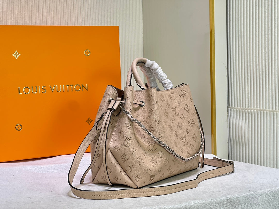B1N55E39 Popular  leather bag