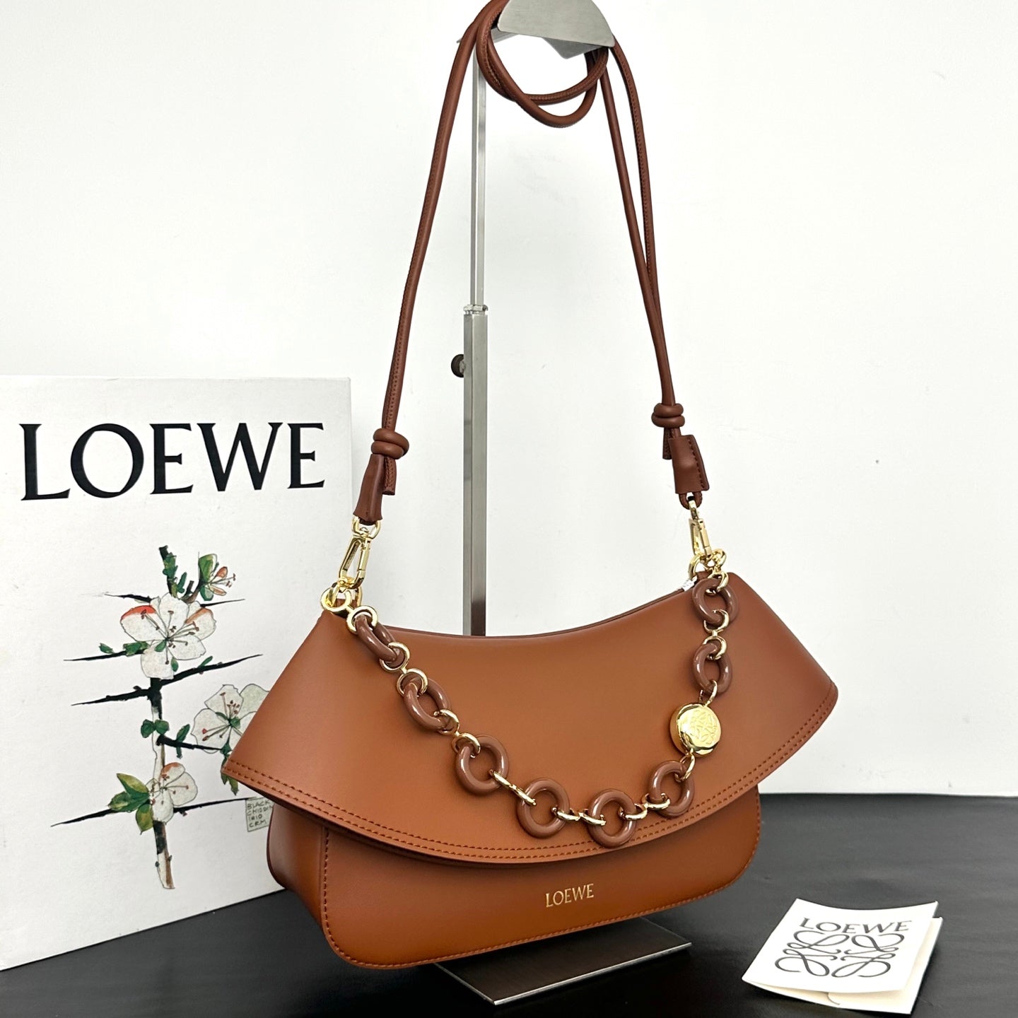 B1R66A10 Popular leather bag
