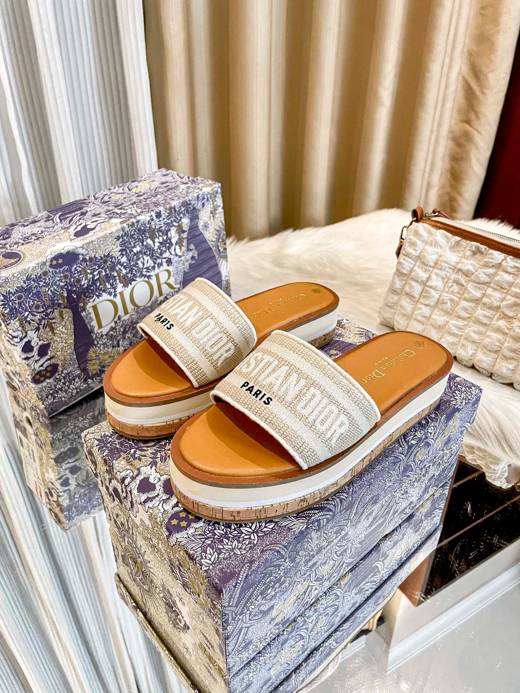 Z1LD22 Popular slippers
