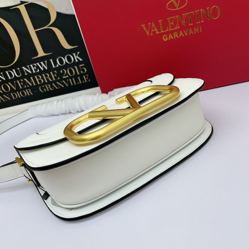 B5X111VL45 Popular  leather bag 