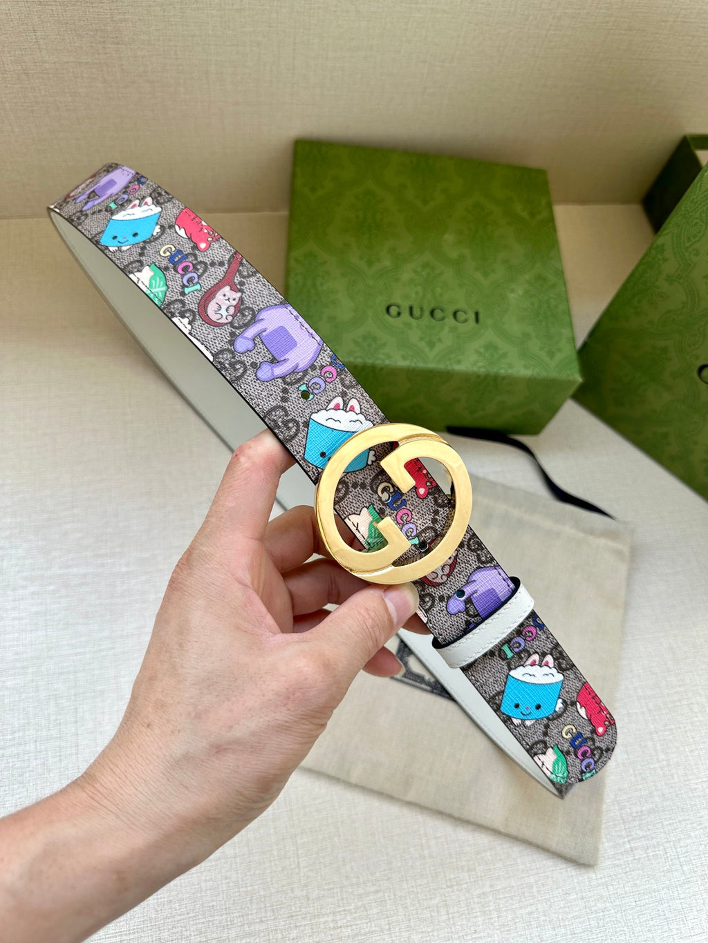P1R55B208 Popular High quality belt With full package