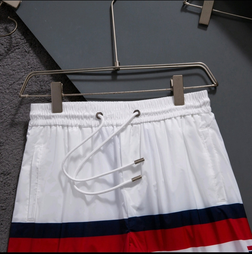 U1N36A27 Popular shorts