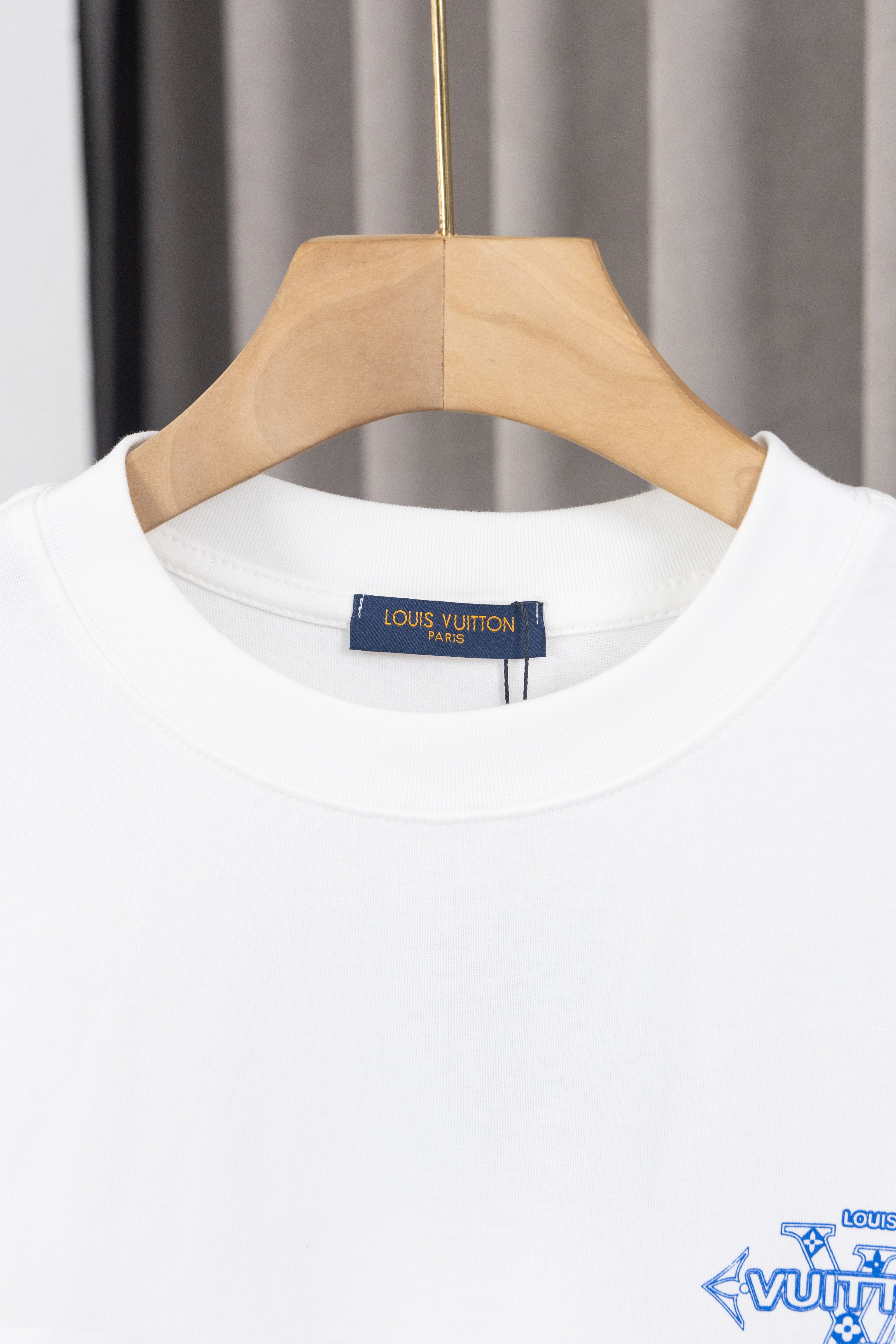 U1P36E135 Popular T-shirts