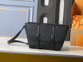 B1R76E56 Popular leather bag