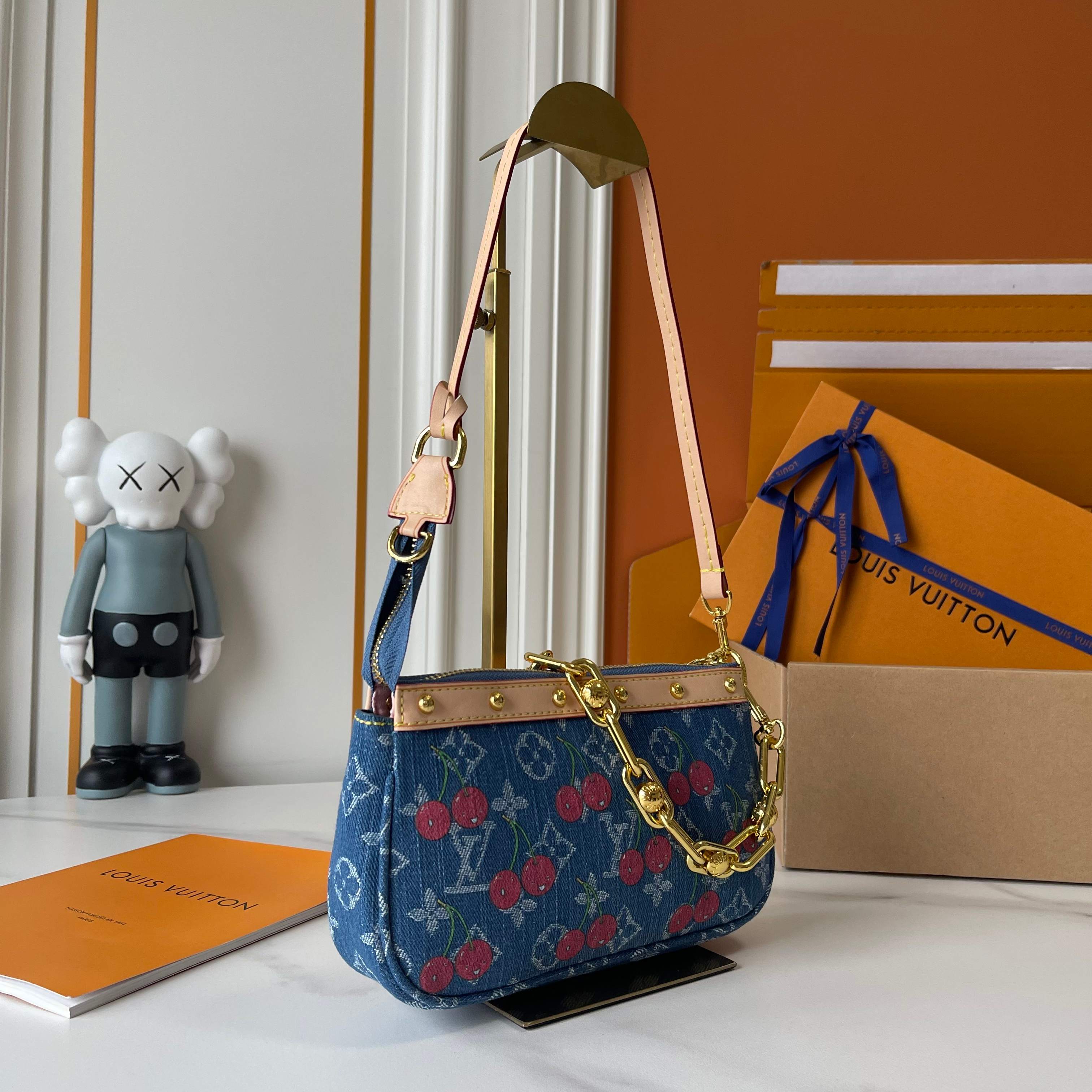 B1N165E119 Popular   Cowboy bag