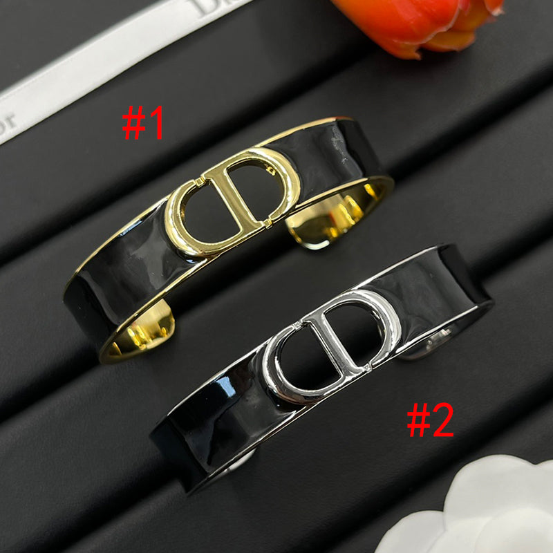 X1Z94D671K  Popular Bracelets