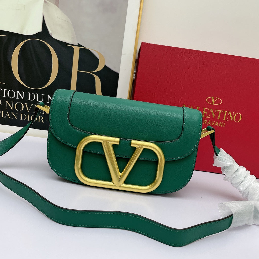 B5X111VL45 Popular  leather bag 