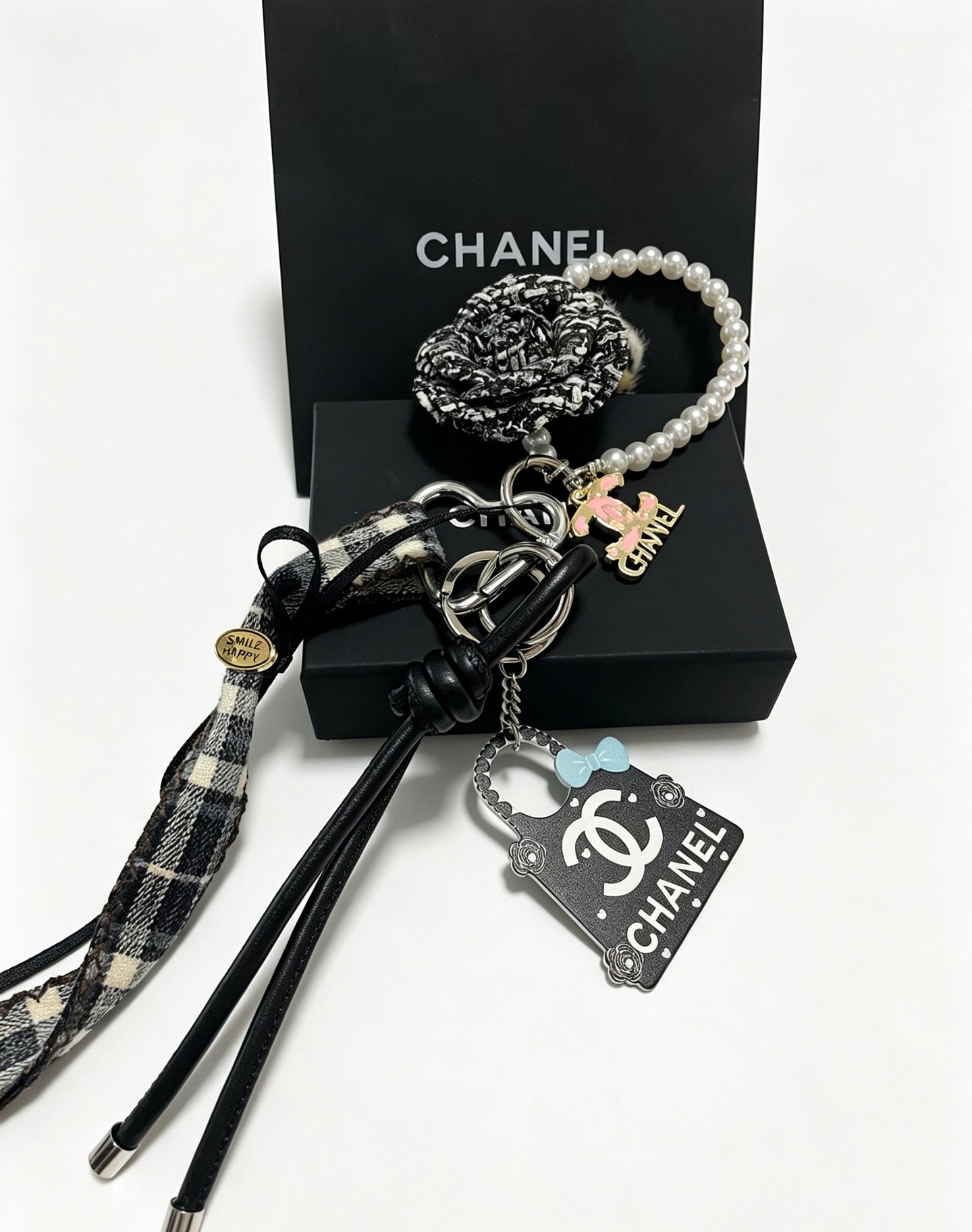 A1R76C107 Popular bag 's charms accessories