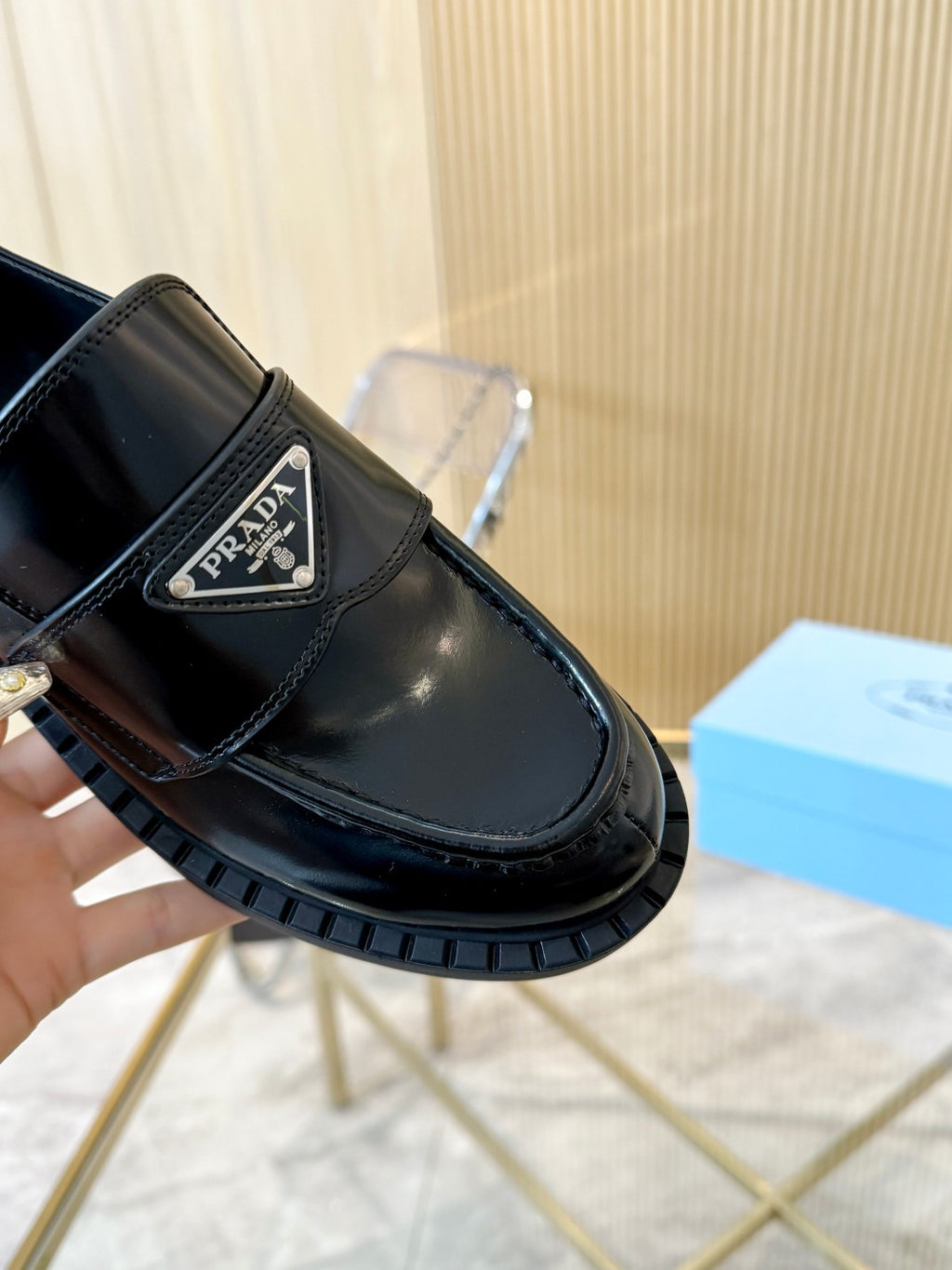 Z2N85P1  Popular leather  Casual shoes