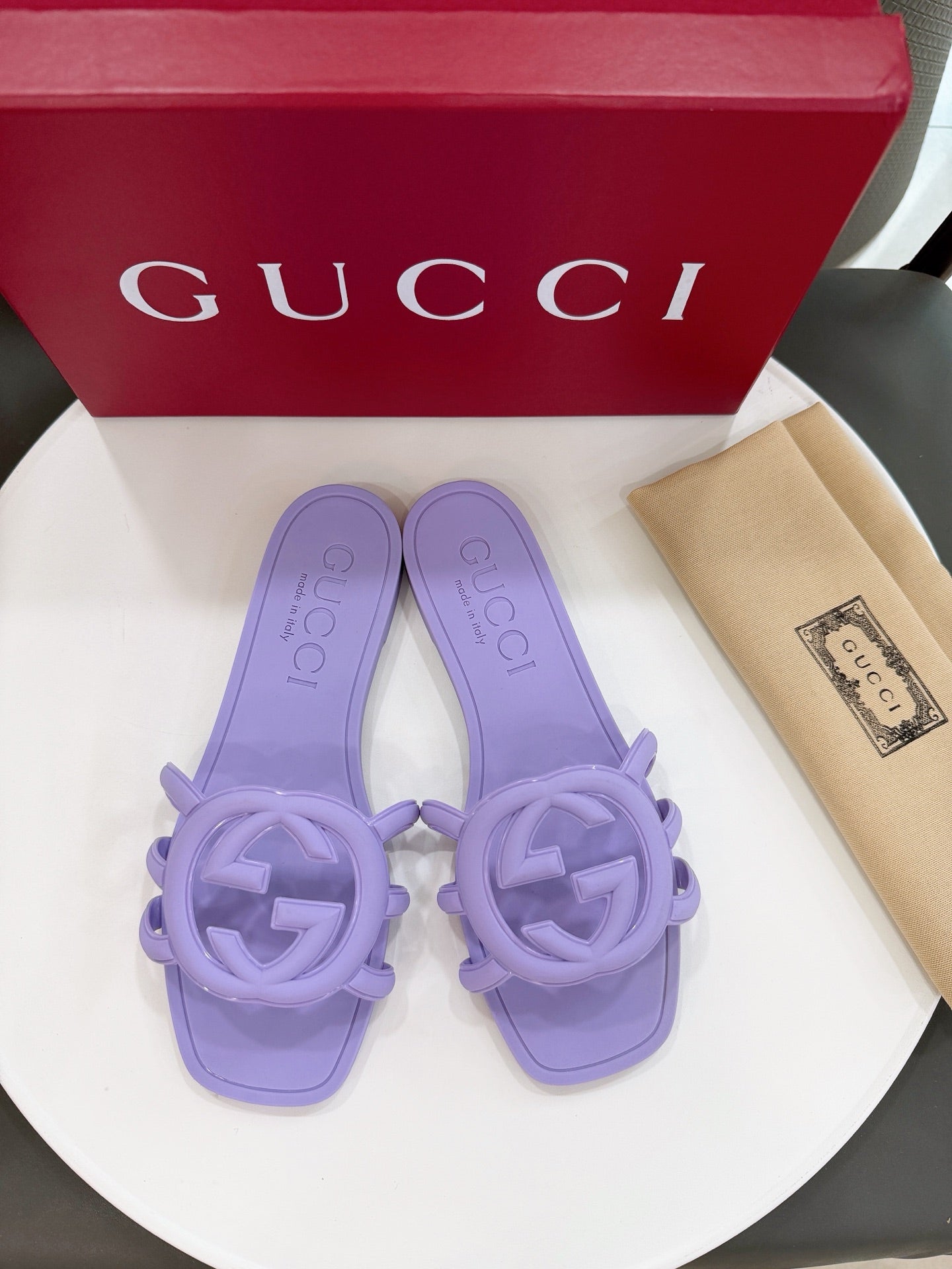 Z2X66B61  Popular high-quality slippers