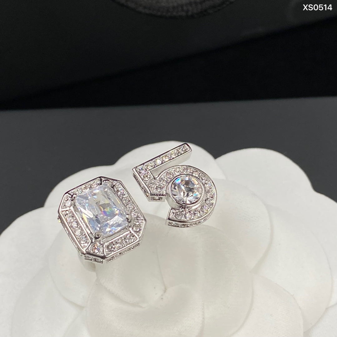 X1Q75C37J  Popular  Rings