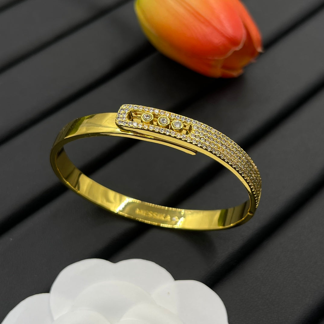 X1Z94A763K  Popular Bracelets