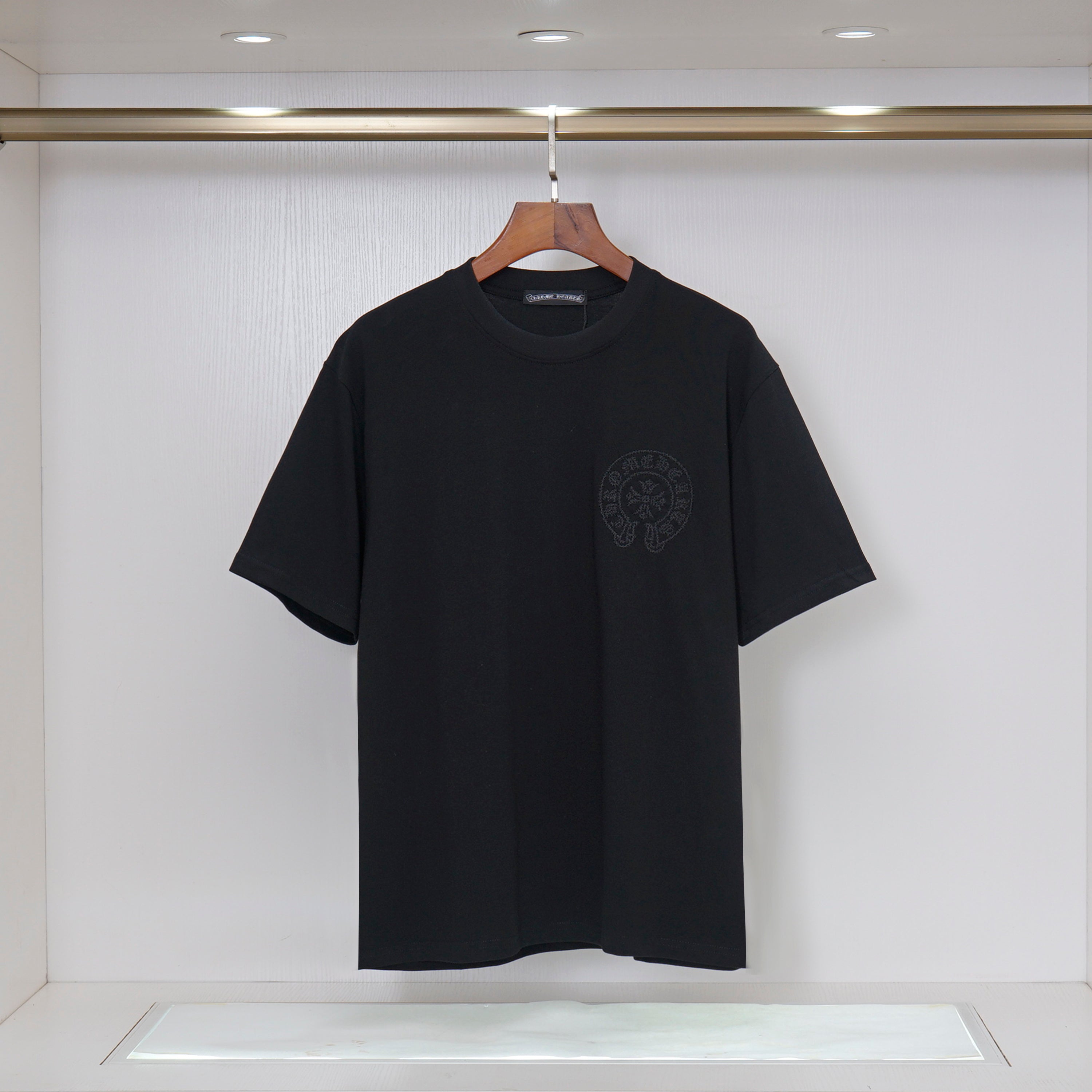 U1R45E210 Popular T-shirt