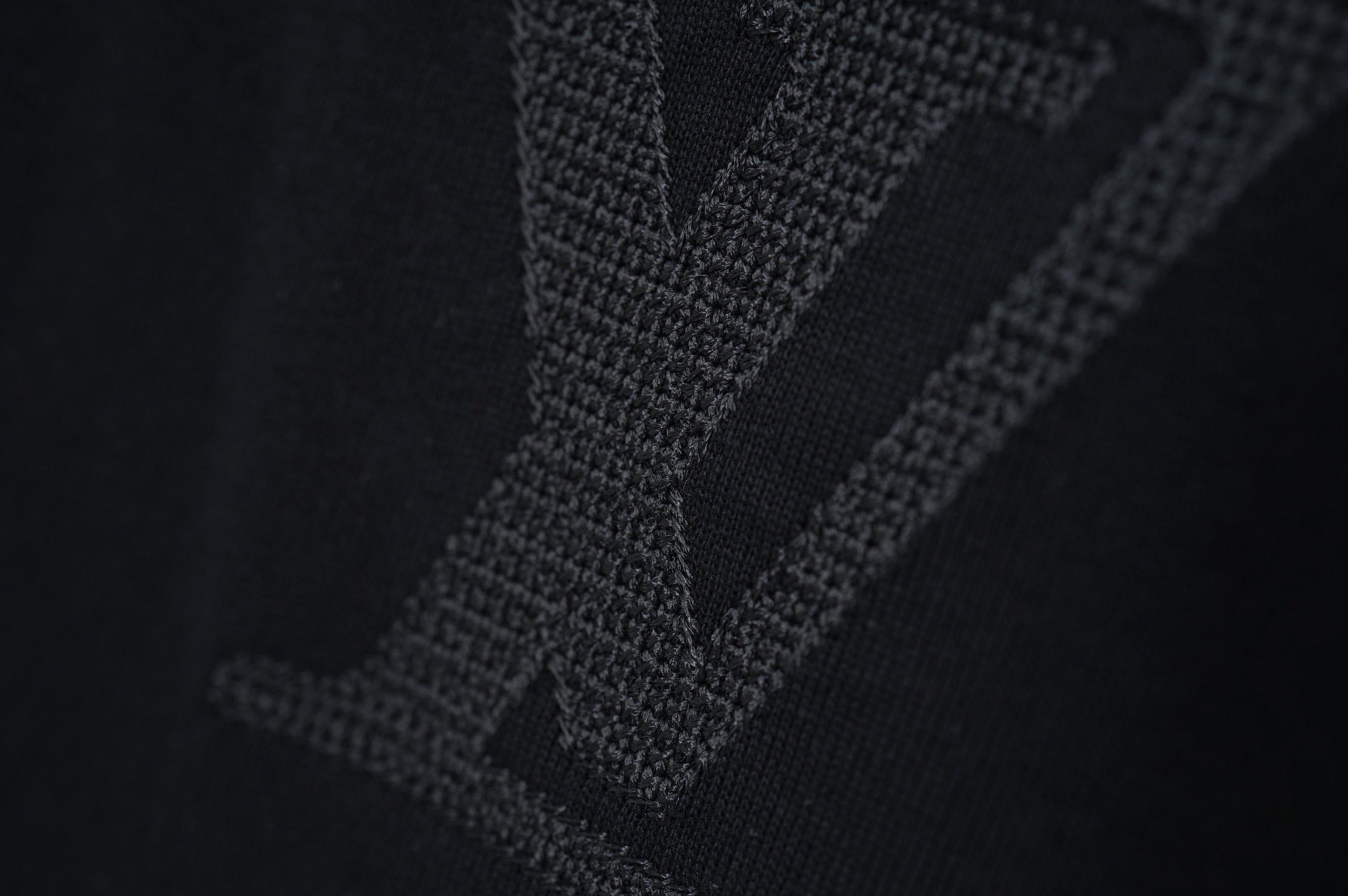 U1R86E12 Popular T-shirts