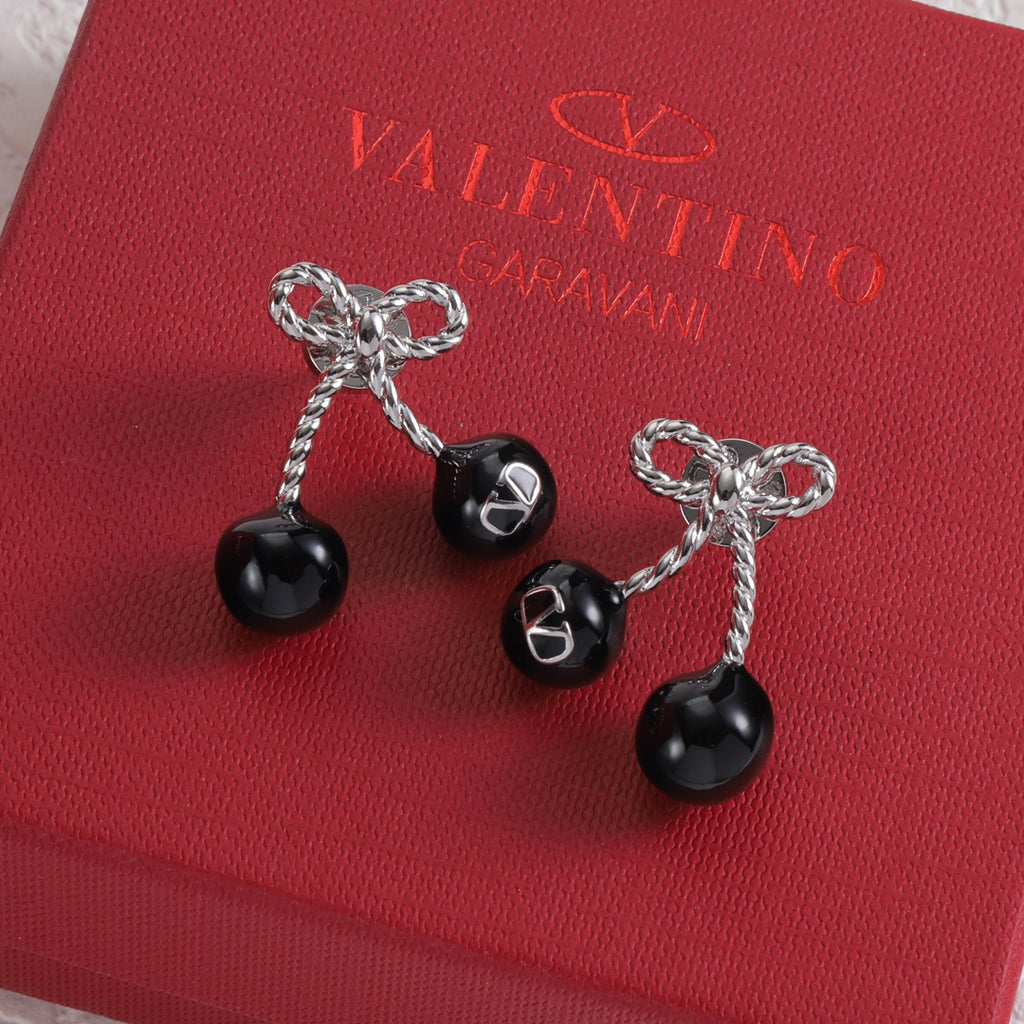 X1Q85VL204X Popular Necklace. Earrings