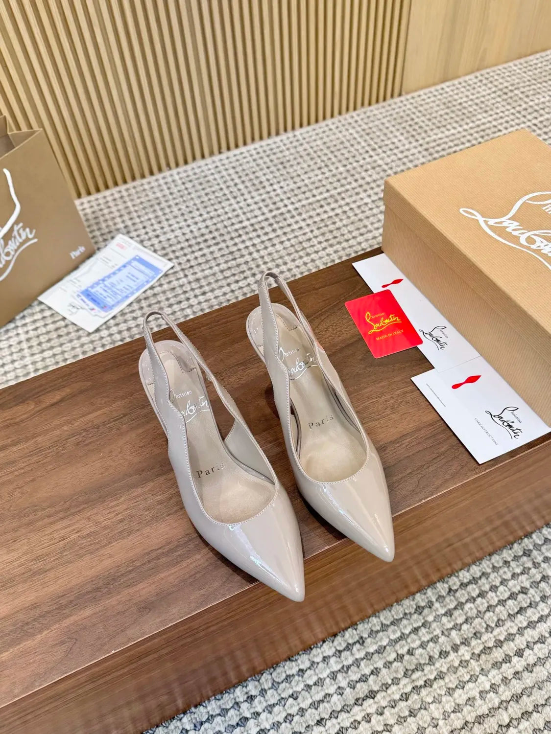 Z2N75A5  Popular leather High heels