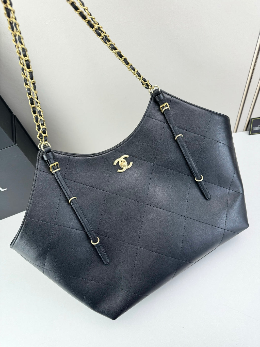 B1P46C11 Popular leather bag