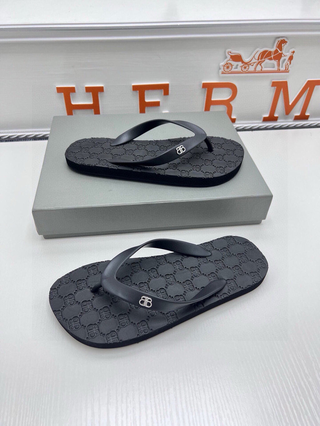 Z5Z35J297 Popular Slippers