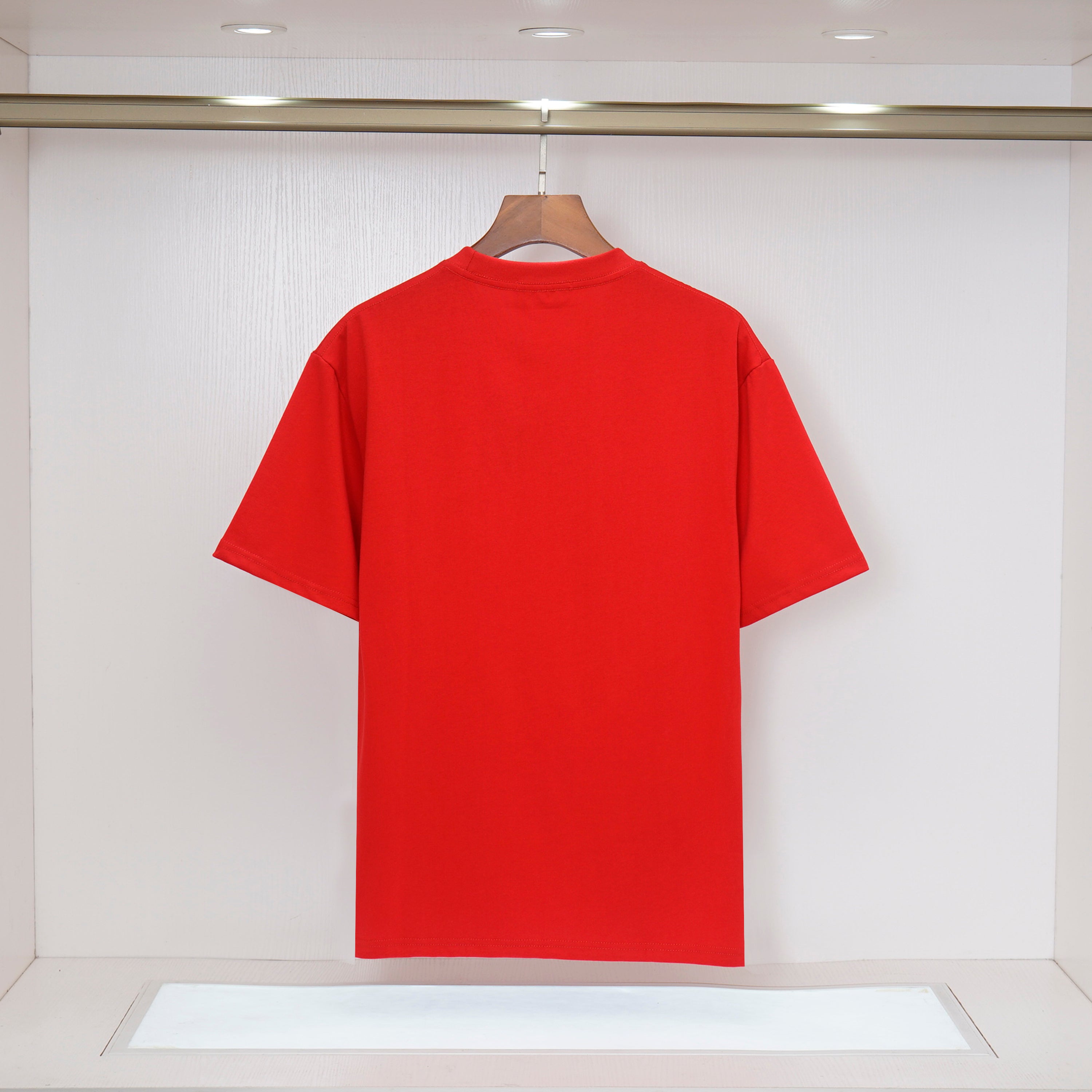 U1R76E25 Popular T-shirts
