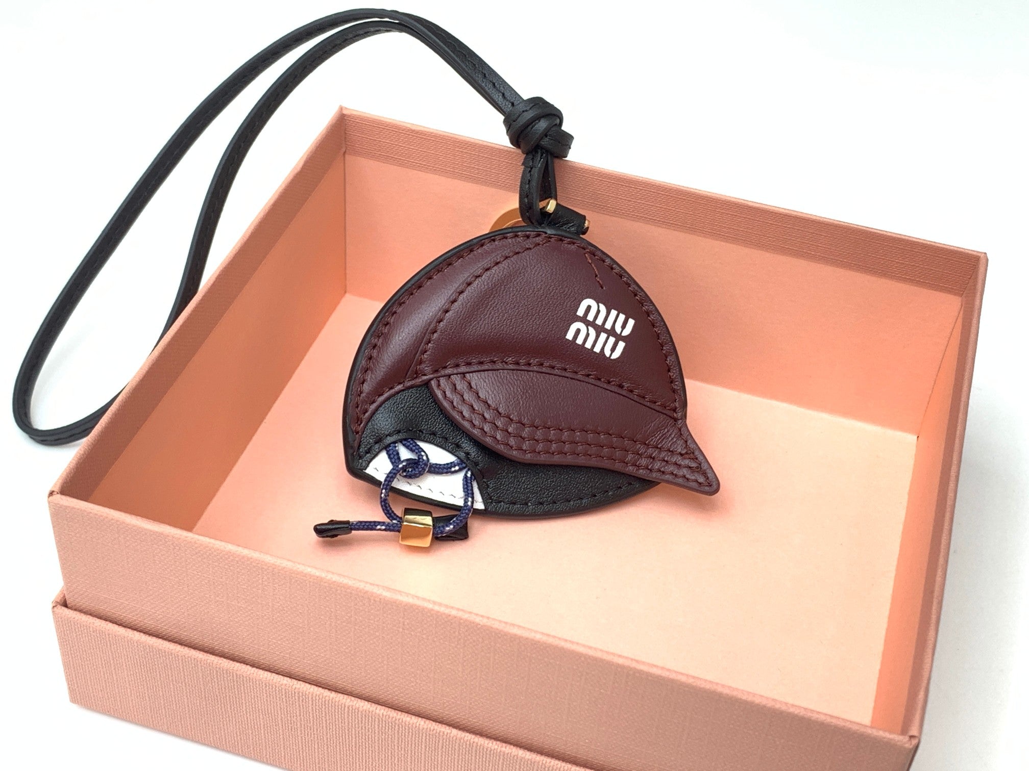 A1R76A60 Popular bag 's charms accessories