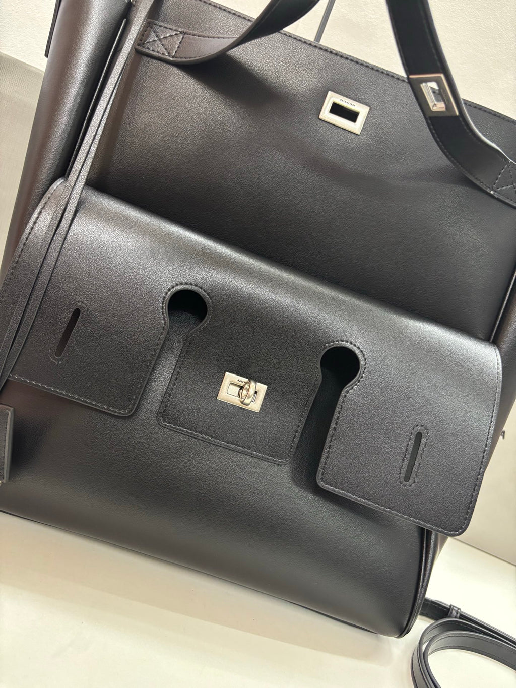 B1P36J121 Popular leather bag
