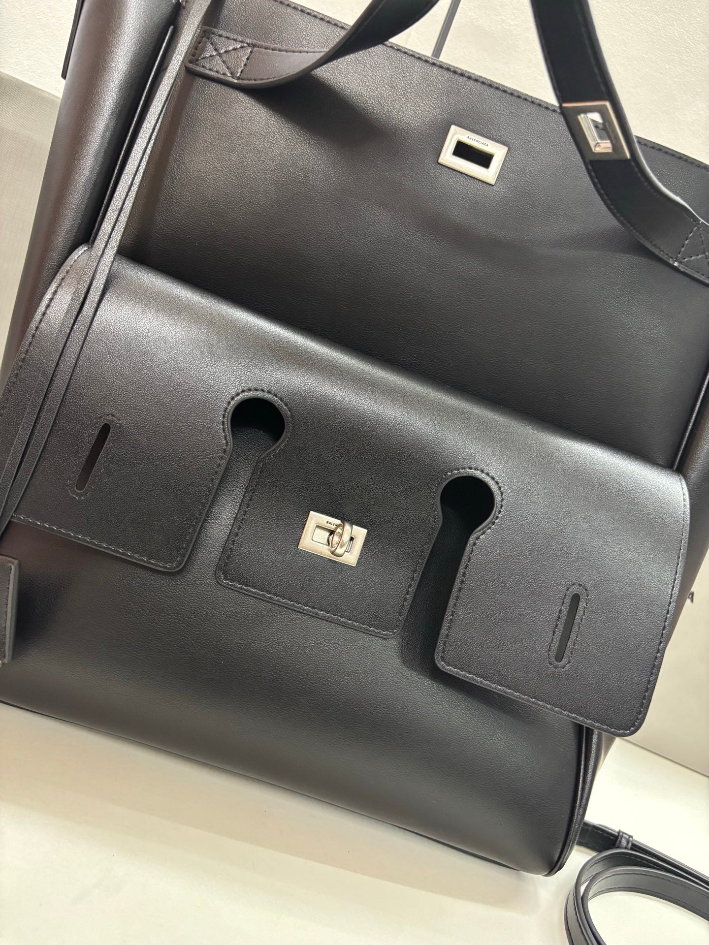 B1P36J121 Popular leather bag