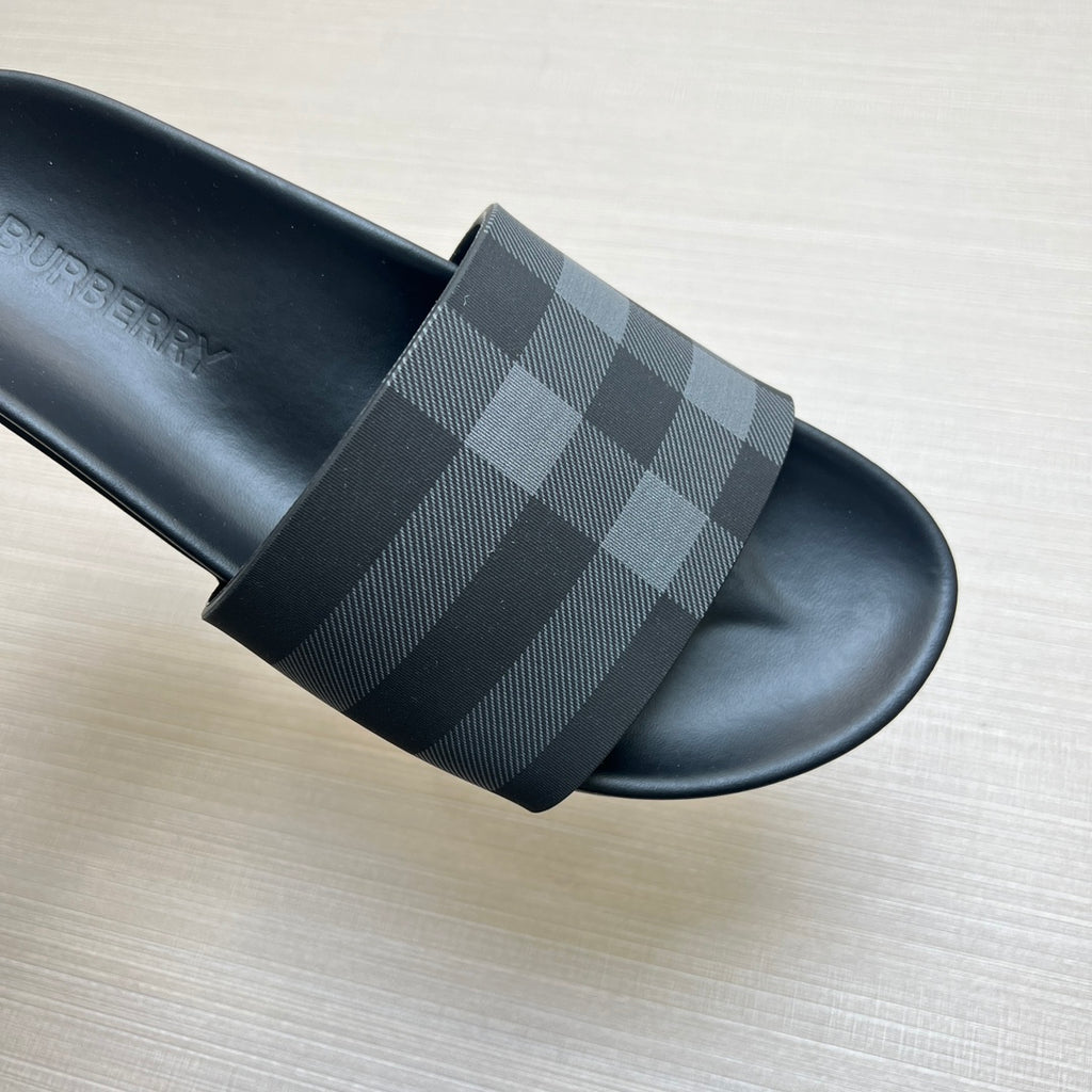 Z5ZR119 Popular slippers